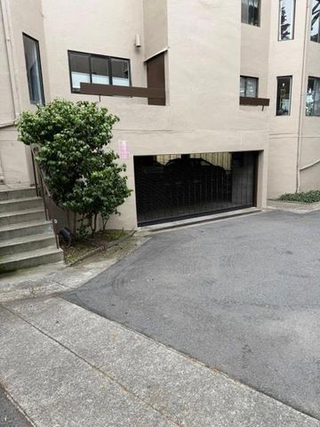 208 N Lake Merced 4F, San Francisco, CA 94132