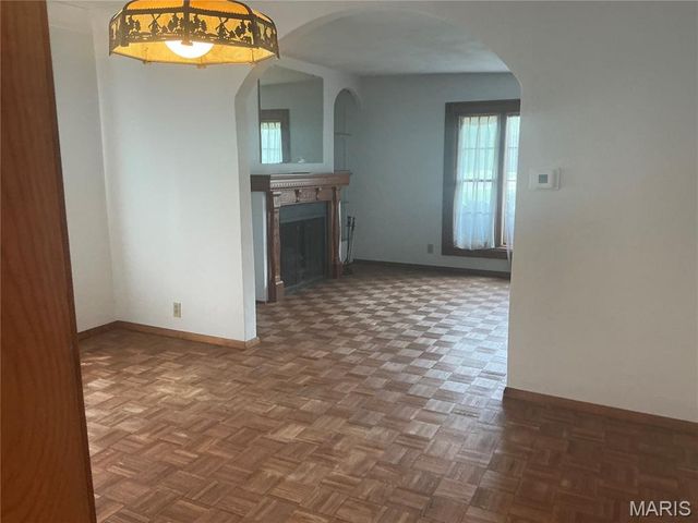 211 Edgar Street, Gillespie, IL 62033