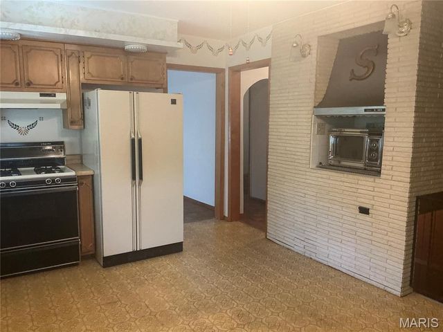 211 Edgar Street, Gillespie, IL 62033