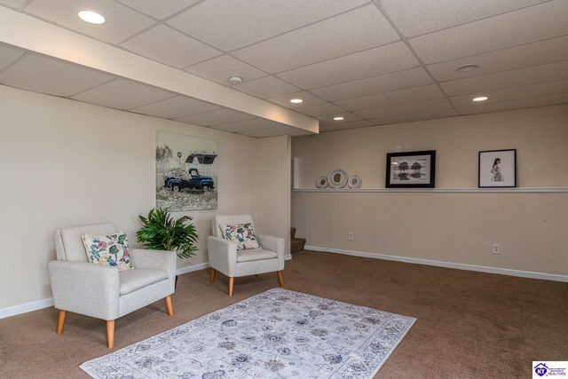 633 Wind Brook Drive, Elizabethtown, KY 42701