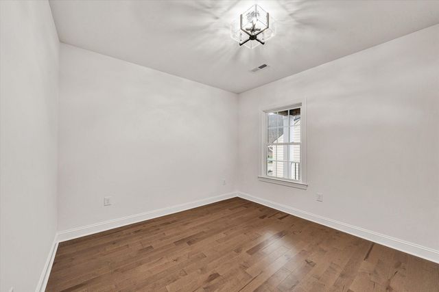 5007 Claremont CIR, Roanoke, VA 24014