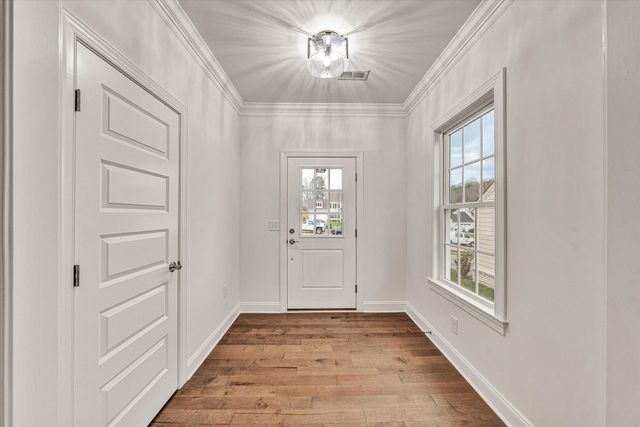 5007 Claremont CIR, Roanoke, VA 24014