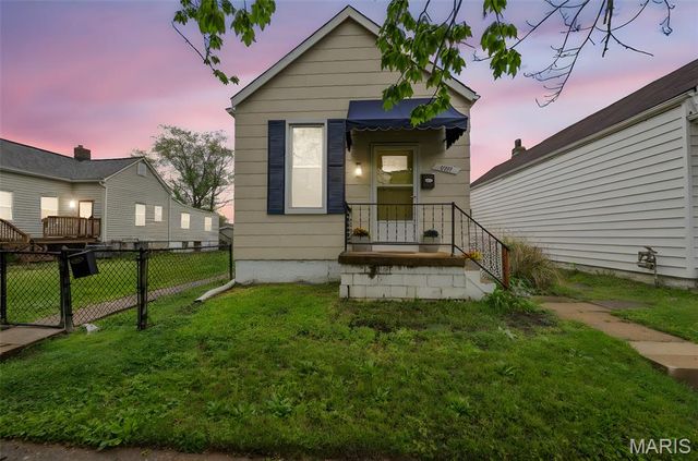 4747 Milentz Avenue, St Louis, MO 63116