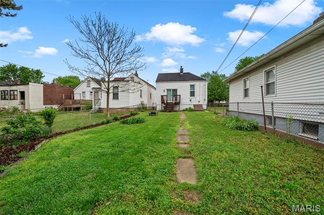 4747 Milentz Avenue, St Louis, MO 63116