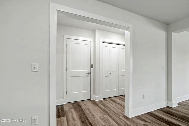 102 SW Yacht Drive, Oak Island, NC 28465