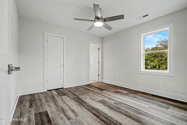 102 SW Yacht Drive, Oak Island, NC 28465