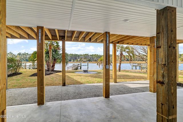 102 SW Yacht Drive, Oak Island, NC 28465