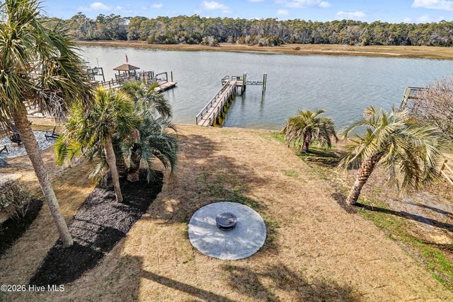102 SW Yacht Drive, Oak Island, NC 28465
