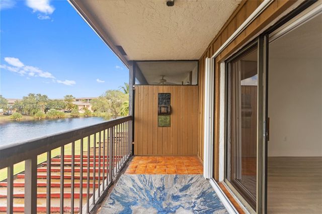 6745 NW 169th St G, Hialeah, FL 33015