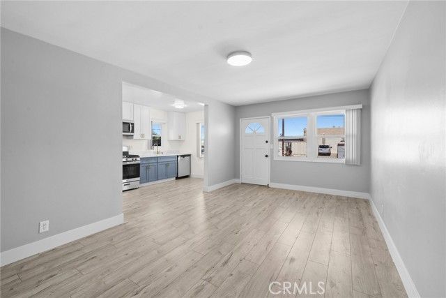 1612 Orange Ave, Costa Mesa, CA 92627
