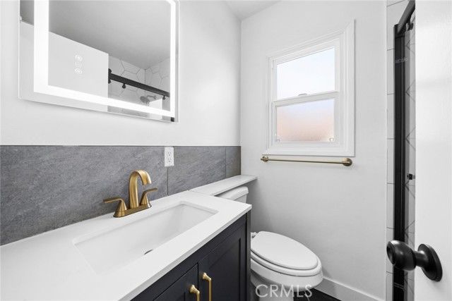 1612 Orange Ave, Costa Mesa, CA 92627