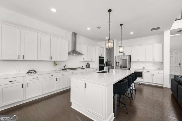 237 Tillman Pass, Woodstock, GA 30188
