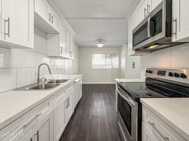 5349 Newcastle Avenue 28, Encino, CA 91316