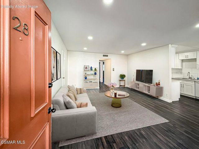 5349 Newcastle Avenue 28, Encino, CA 91316