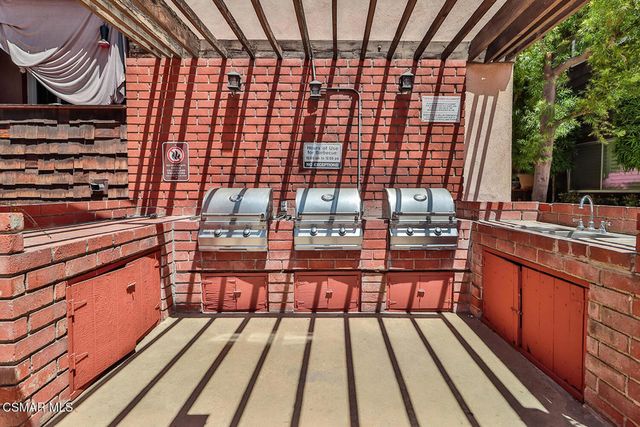 5349 Newcastle Avenue 28, Encino, CA 91316