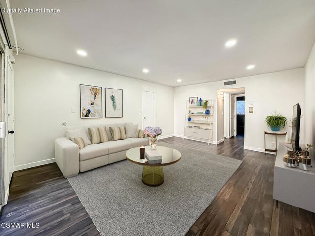5349 Newcastle Avenue 28, Encino, CA 91316