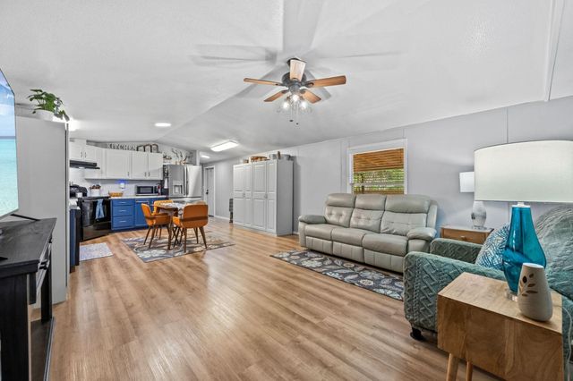 1120 Fm 222 Loop N, Coldspring, TX 77331