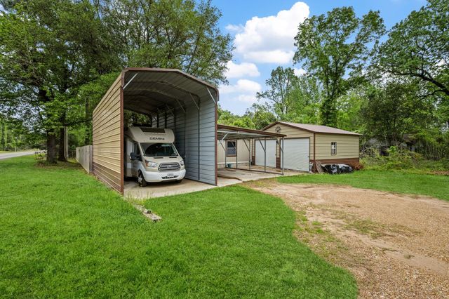 1120 Fm 222 Loop N, Coldspring, TX 77331