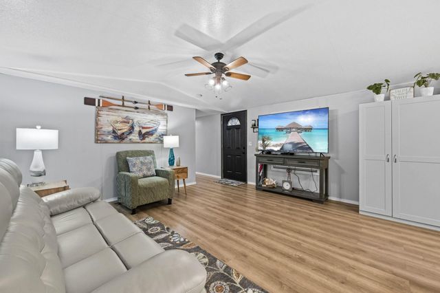 1120 Fm 222 Loop N, Coldspring, TX 77331