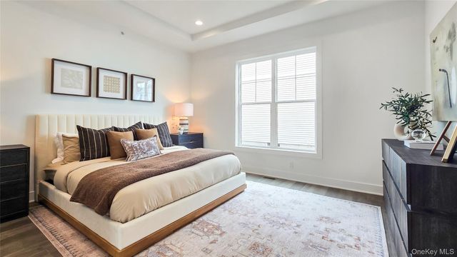 2077 Summit Loop 102, Carmel, NY 10512