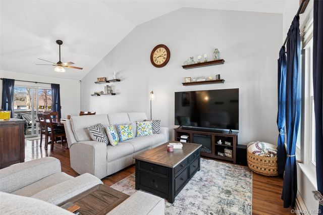 19 Flintlock Drive, Shirley, NY 11967