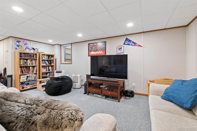 19 Flintlock Drive, Shirley, NY 11967