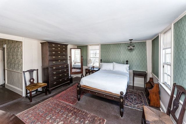 994 Main Street, Haverhill, MA 01830