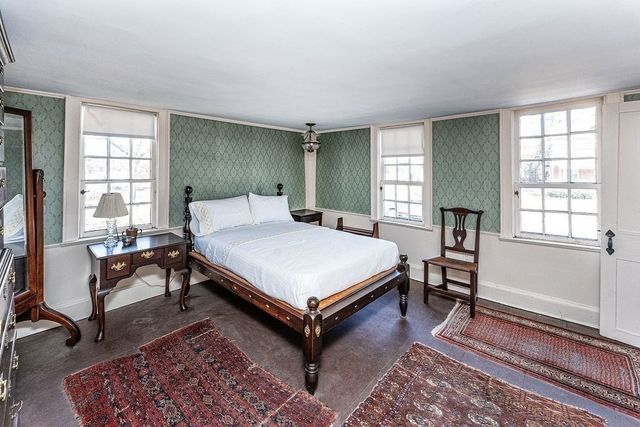 994 Main Street, Haverhill, MA 01830