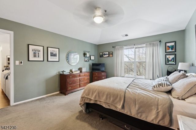 1634 Waterford Dr 1634, Edison Twp., NJ 08817