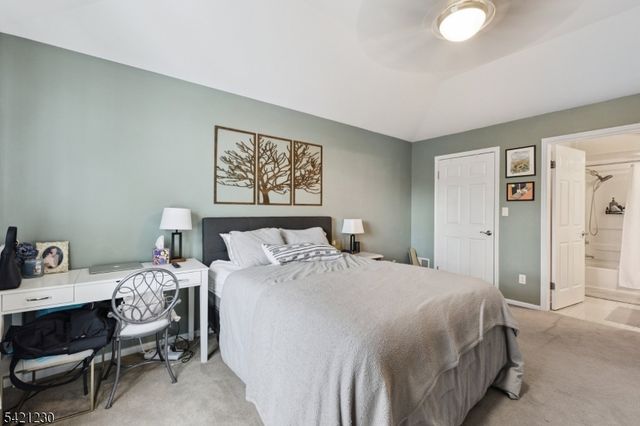 1634 Waterford Dr 1634, Edison Twp., NJ 08817