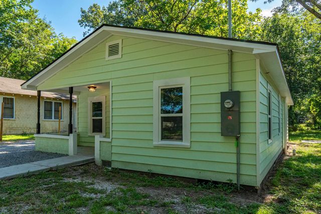 823 Cherry Lane, Malvern, AR 72104