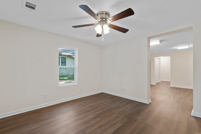 823 Cherry Lane, Malvern, AR 72104