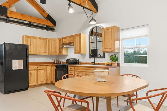 139 Old Lamy Trail, Lamy, NM 87540