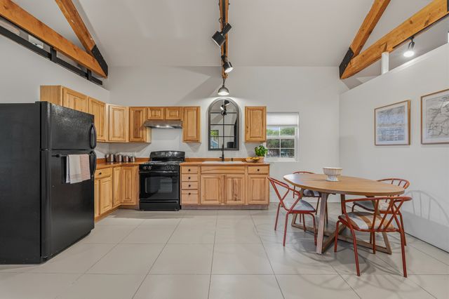 139 Old Lamy Trail, Lamy, NM 87540