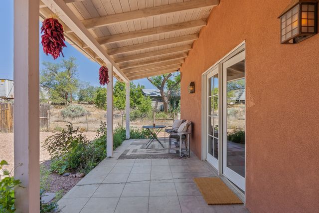 139 Old Lamy Trail, Lamy, NM 87540
