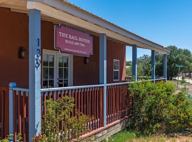 139 Old Lamy Trail, Lamy, NM 87540