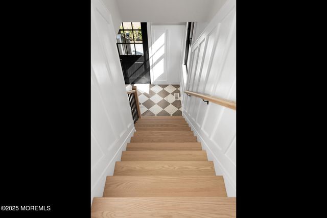 121 Black Point Road, Rumson, NJ 07760