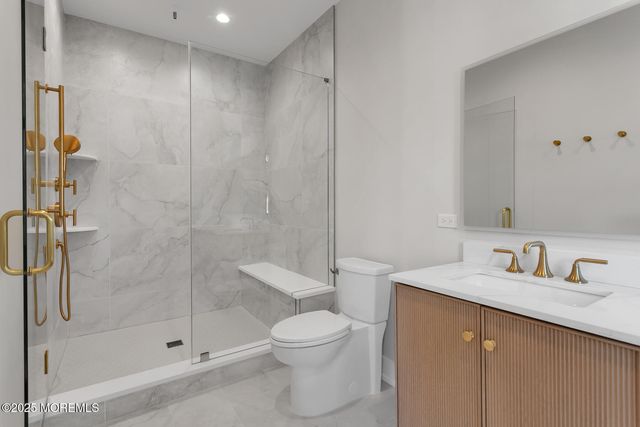 121 Black Point Road, Rumson, NJ 07760