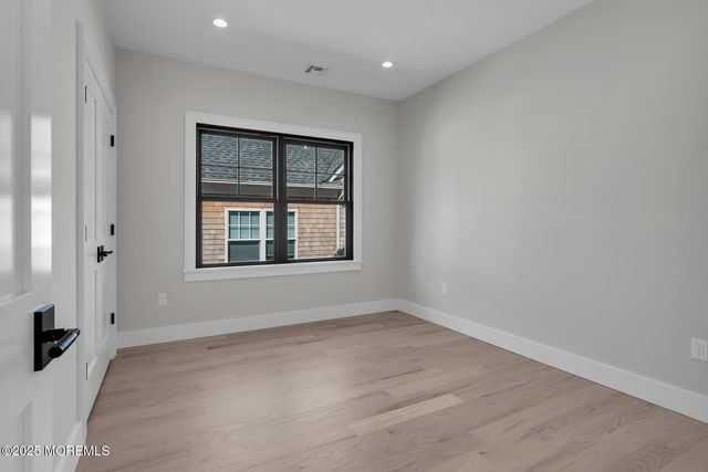 121 Black Point Road, Rumson, NJ 07760