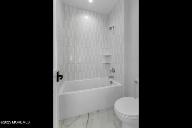 121 Black Point Road, Rumson, NJ 07760