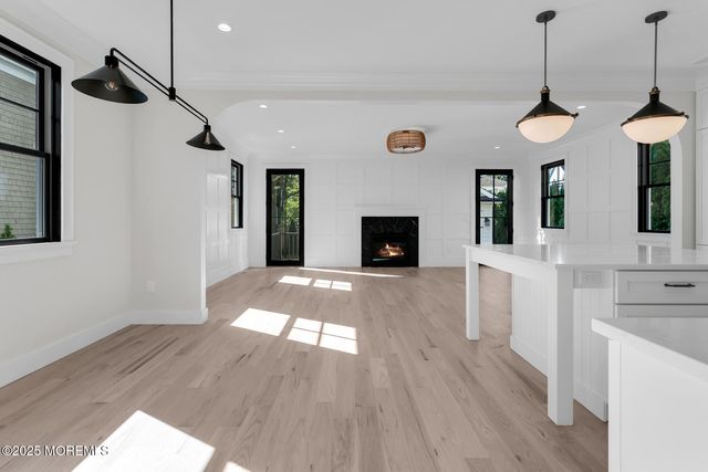 121 Black Point Road, Rumson, NJ 07760