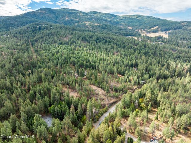 371 S IRONWOOD LN, Post Falls, ID 83854