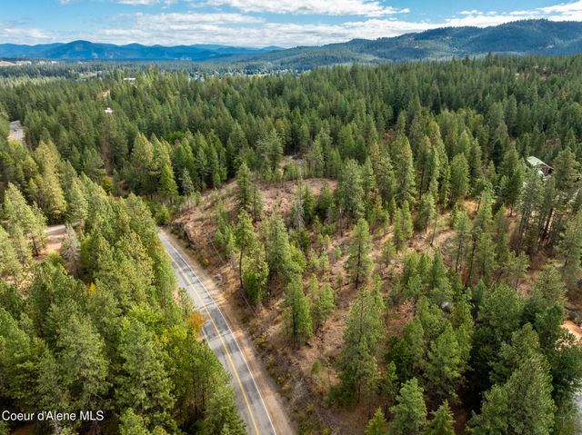 371 S IRONWOOD LN, Post Falls, ID 83854