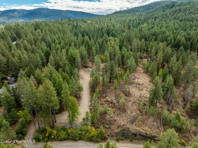 371 S IRONWOOD LN, Post Falls, ID 83854