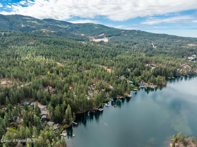 371 S IRONWOOD LN, Post Falls, ID 83854