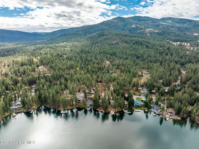 371 S IRONWOOD LN, Post Falls, ID 83854
