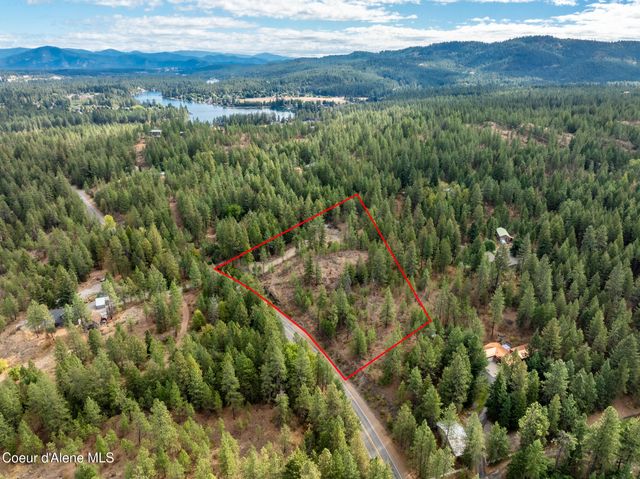 371 S IRONWOOD LN, Post Falls, ID 83854