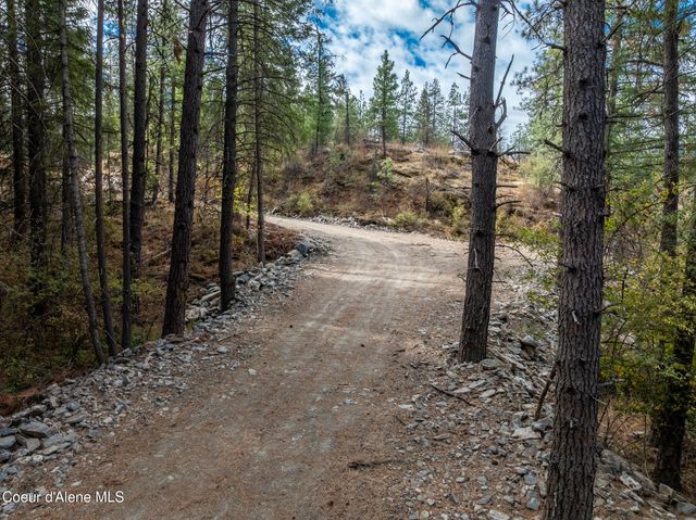 371 S IRONWOOD LN, Post Falls, ID 83854