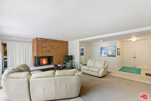 30746 Principio Drive, Malibu, CA 90265
