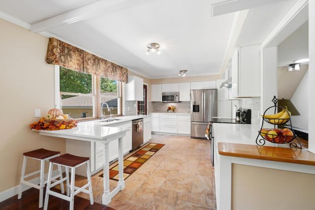 2756 Cottonwood Drive, Springfield, OH 45504